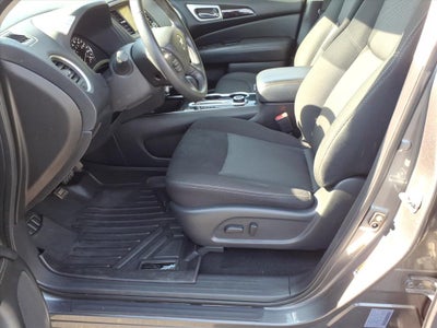2020 Nissan Pathfinder SV