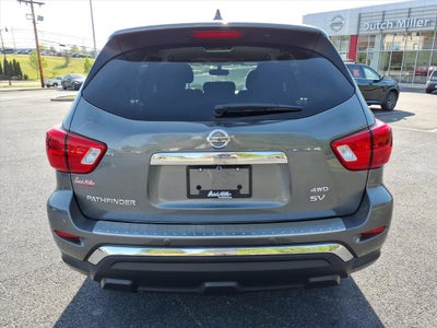 2020 Nissan Pathfinder SV