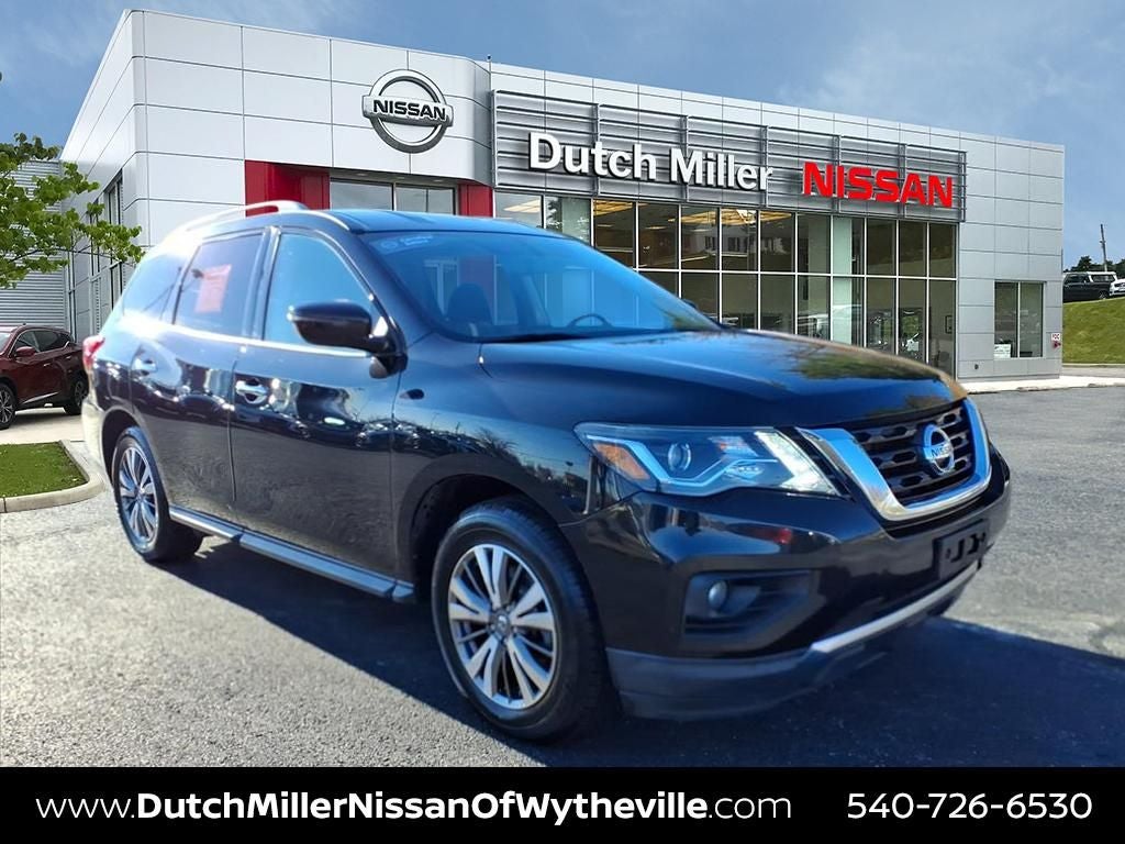 2019 Nissan Pathfinder SV
