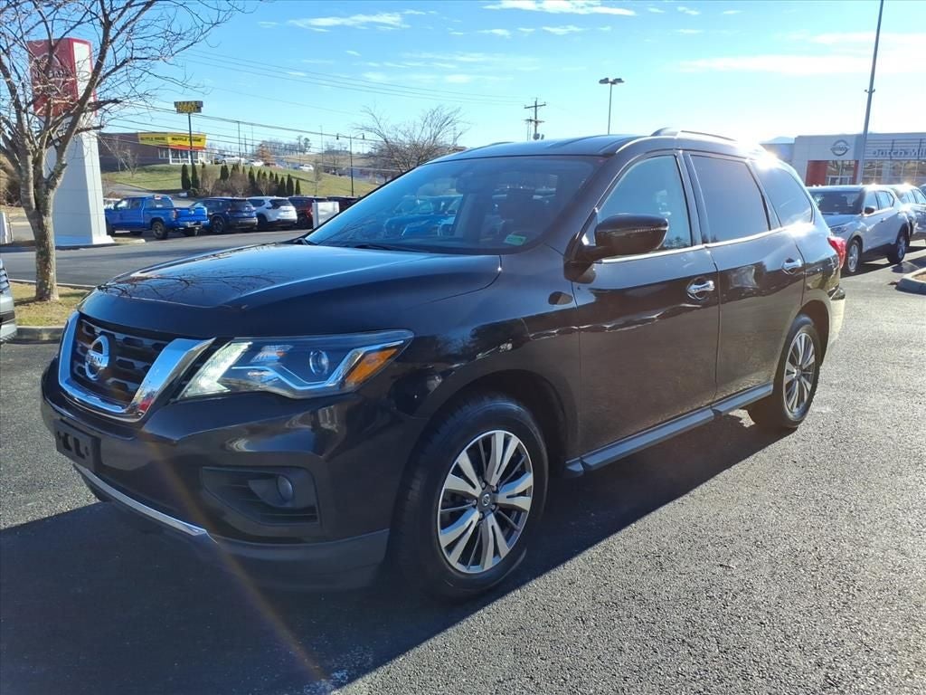 2019 Nissan Pathfinder SV