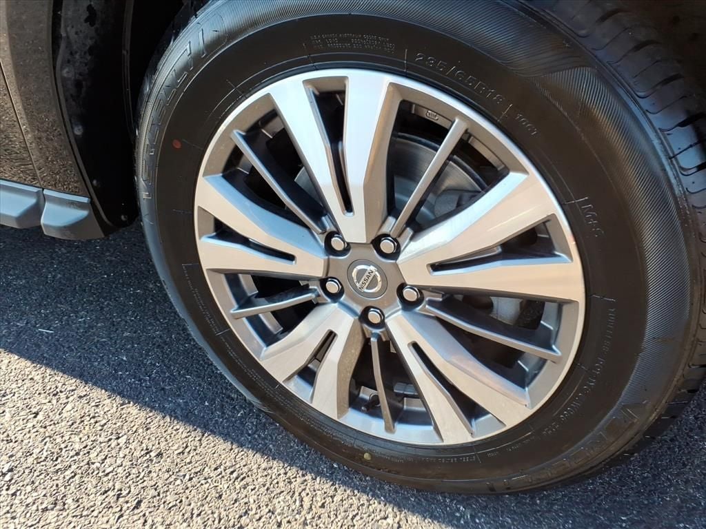 2019 Nissan Pathfinder SV