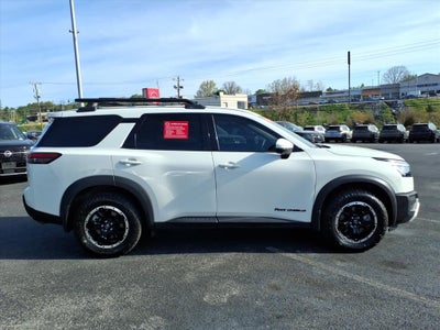 2025 Nissan Pathfinder Rock Creek®
