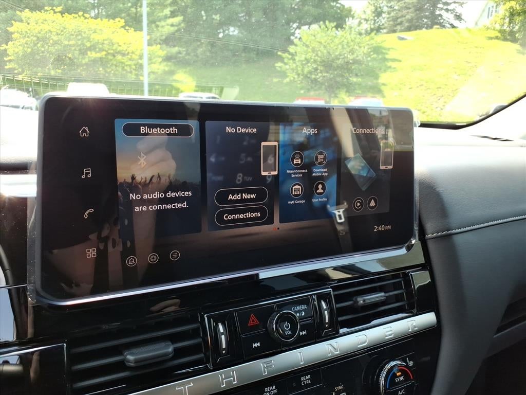 2026 Nissan Pathfinder SV