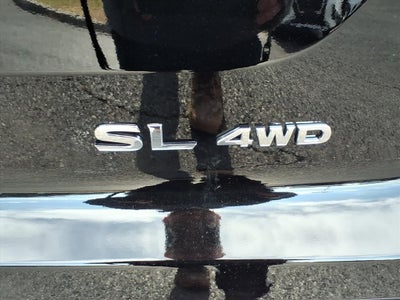 2025 Nissan Pathfinder SL