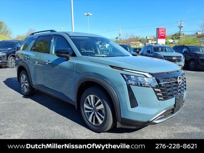 2026 Nissan Pathfinder SL