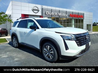 2026 Nissan Pathfinder SL