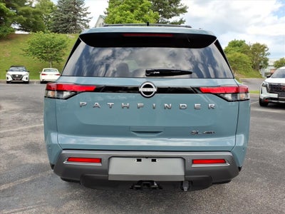 2026 Nissan Pathfinder SL