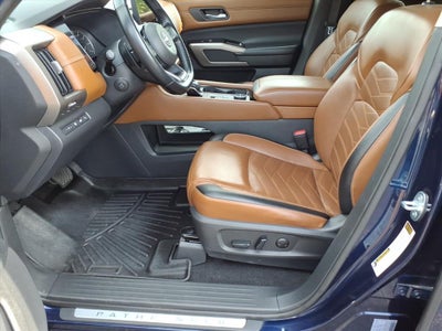 2022 Nissan Pathfinder Platinum