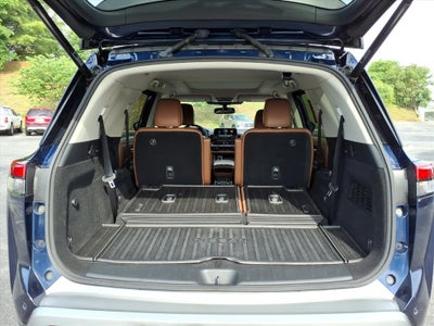 2022 Nissan Pathfinder Platinum