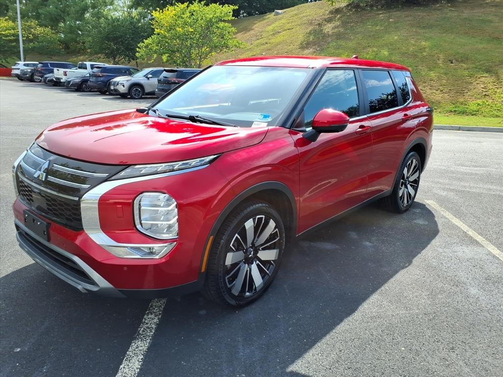 2025 Mitsubishi Outlander SE