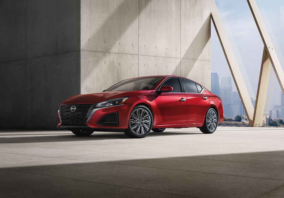 2025 Nissan Altima Dutch Miller of Wytheville in Wytheville VA